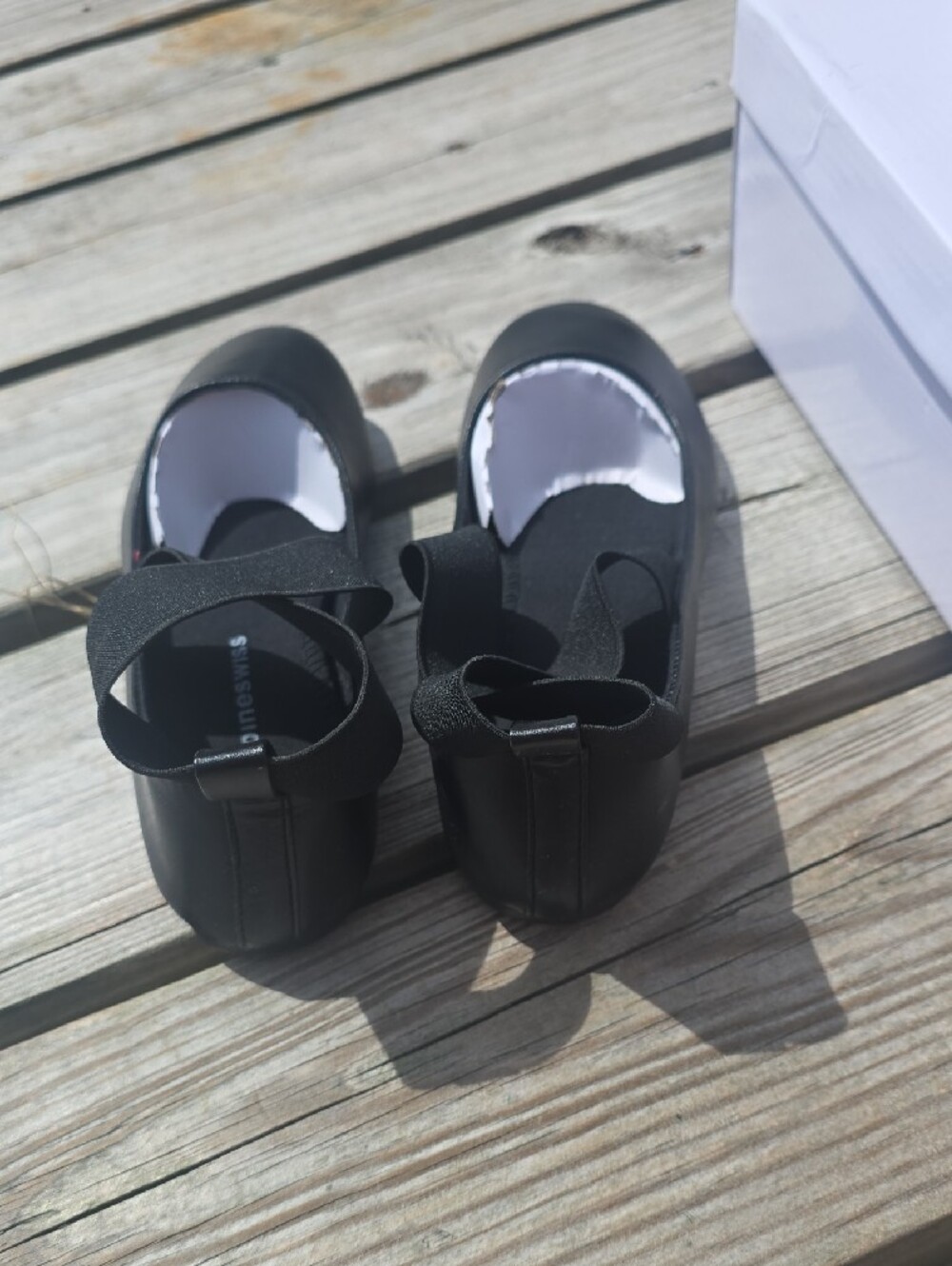 Alpine Swiss Black Girls Elastic Cross-Strap Ballet Flats - Picture 7 of 7